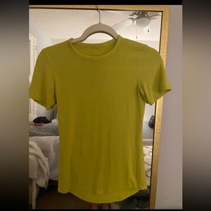 Lululemon top